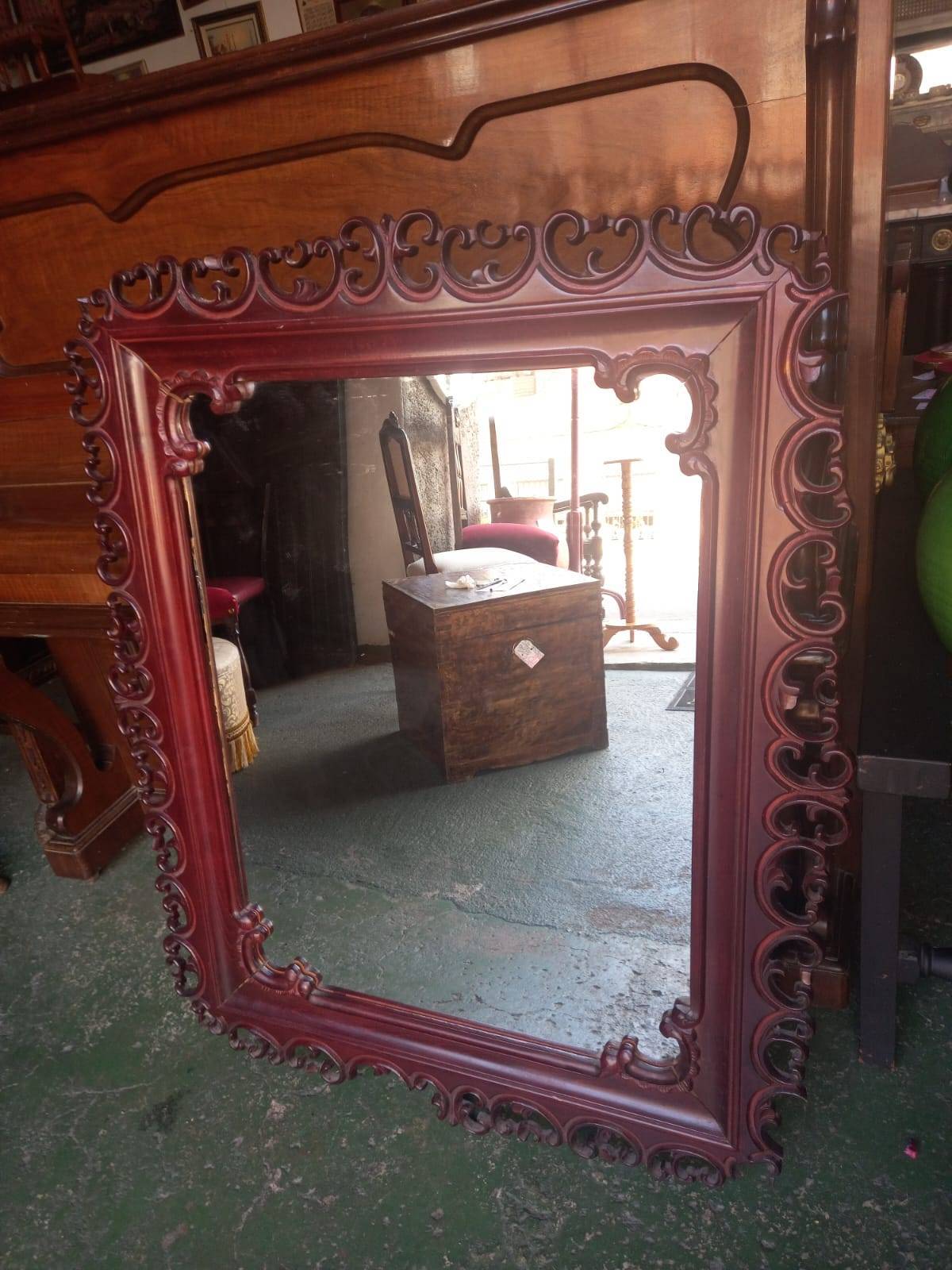 Espejo de madera torneado de haya antiguo 1