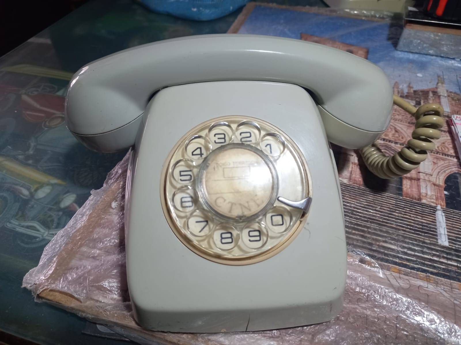 Teléfono Heraldo años 60 modelo 2
